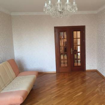 Продается 1-комнатная квартира, 46,9 м²