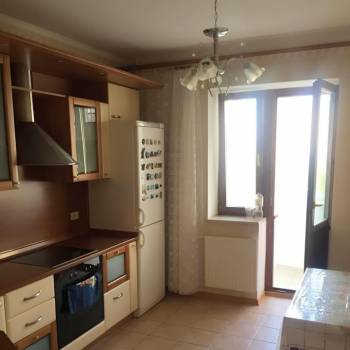 Продается 1-комнатная квартира, 46,9 м²