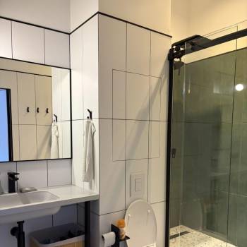 Продается 1-комнатная квартира, 50 м²