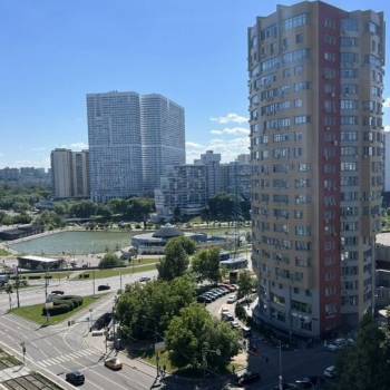 Сдается 1-комнатная квартира, 38 м²