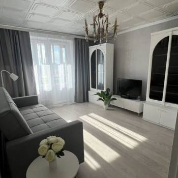 Сдается 1-комнатная квартира, 38 м²