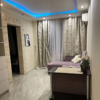 Продается 3-х комнатная квартира, 58 м²