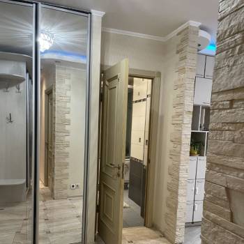 Продается 3-х комнатная квартира, 58 м²