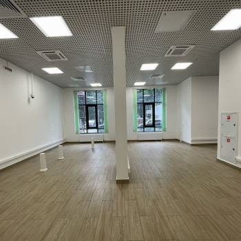 Продается Нежилое помещение, 95 м²