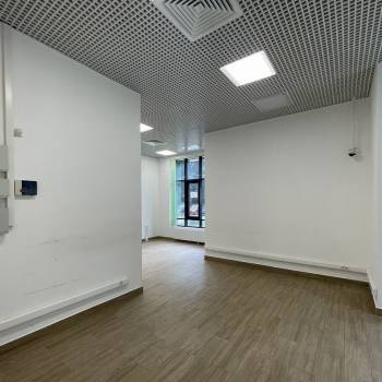 Продается Нежилое помещение, 95 м²