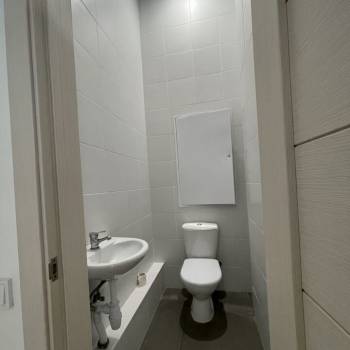 Продается Нежилое помещение, 95 м²