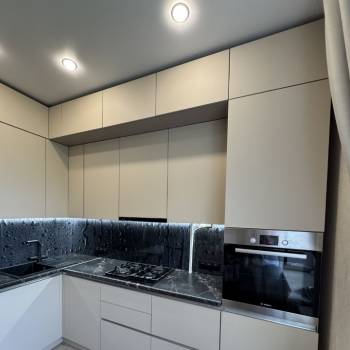 Продается Многокомнатная квартира, 109,9 м²