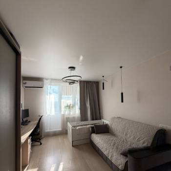 Продается 1-комнатная квартира, 36,8 м²