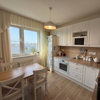 Продается 2-х комнатная квартира, 54 м²