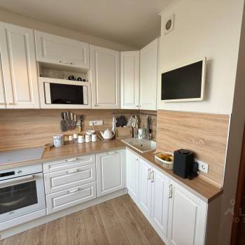 Продается 2-х комнатная квартира, 54 м²