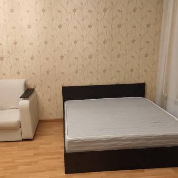 Сдается 1-комнатная квартира, 35 м²