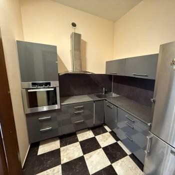 Сдается Многокомнатная квартира, 128 м²