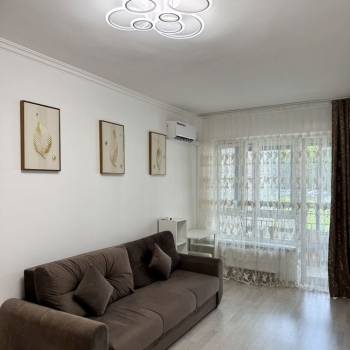 Сдается 1-комнатная квартира, 40 м²