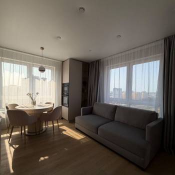 Сдается 1-комнатная квартира, 42 м²
