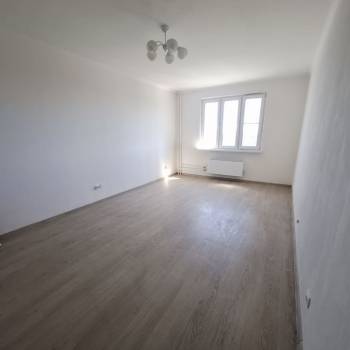 Сдается 1-комнатная квартира, 42,5 м²