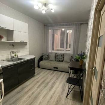Сдается 2-х комнатная квартира, 40 м²