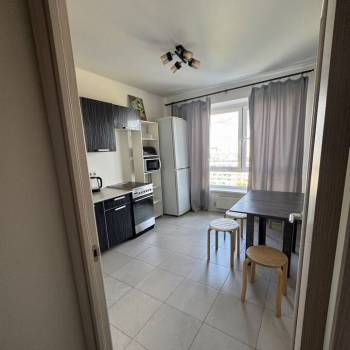 Сдается 1-комнатная квартира, 37,2 м²