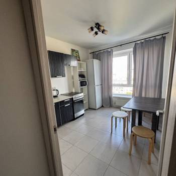 Сдается 1-комнатная квартира, 37,2 м²