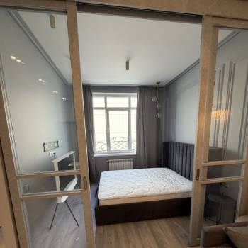 Сдается 1-комнатная квартира, 42 м²