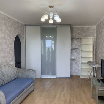 Сдается 1-комнатная квартира, 38 м²