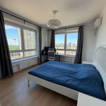 Сдается 2-х комнатная квартира, 70 м²