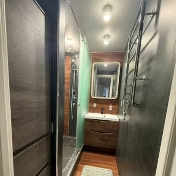 Сдается Многокомнатная квартира, 80 м²