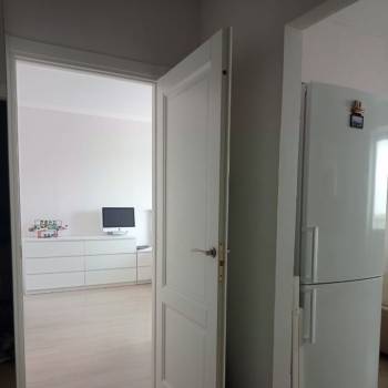 Продается 1-комнатная квартира, 52,8 м²
