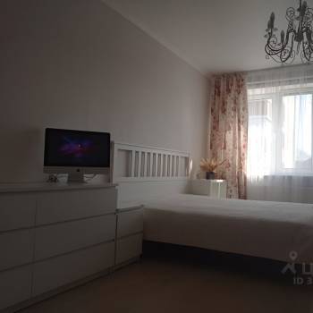 Продается 1-комнатная квартира, 52,8 м²