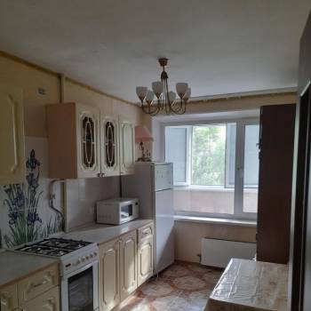 Продается 1-комнатная квартира, 43 м²