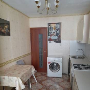 Продается 1-комнатная квартира, 43 м²