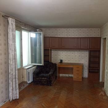 Продается 1-комнатная квартира, 36 м²