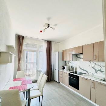 Сдается 1-комнатная квартира, 40 м²