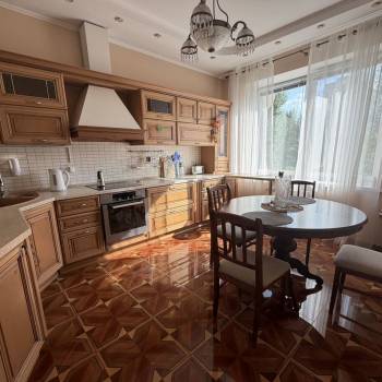 Сдается 2-х комнатная квартира, 68 м²