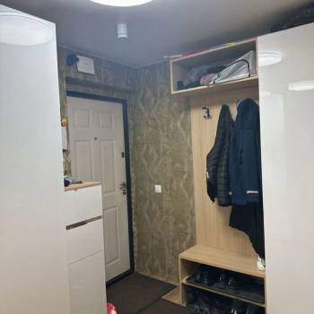 Продается 1-комнатная квартира, 41 м²