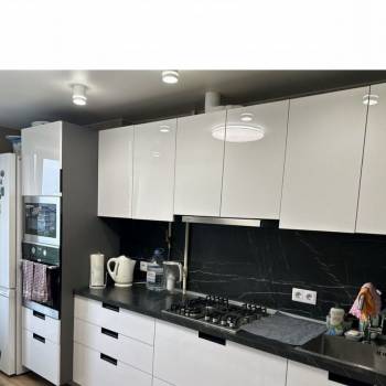 Продается 1-комнатная квартира, 41 м²