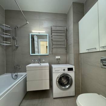 Сдается 1-комнатная квартира, 40,7 м²