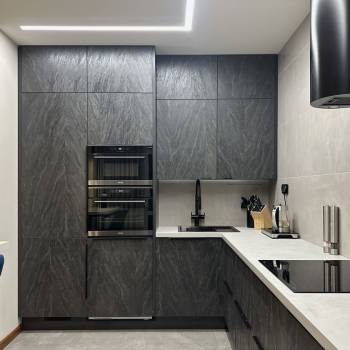 Продается 2-х комнатная квартира, 80 м²
