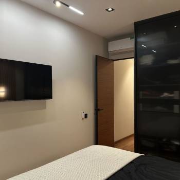 Продается 2-х комнатная квартира, 80 м²