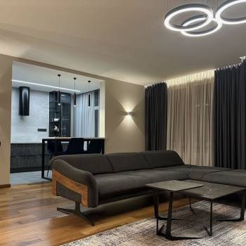 Продается 2-х комнатная квартира, 80 м²