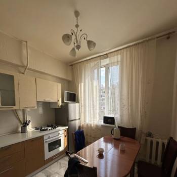 Сдается 2-х комнатная квартира, 70 м²