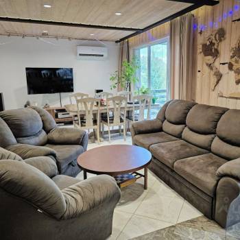 Сдается Дом, 220 м²