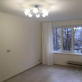 Продается 1-комнатная квартира, 33 м²