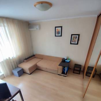 Продается 1-комнатная квартира, 35 м²