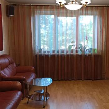 Продается Многокомнатная квартира, 90 м²