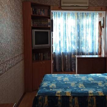 Продается Многокомнатная квартира, 90 м²