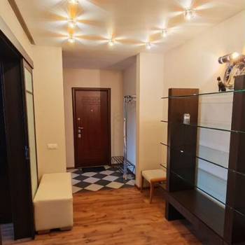 Сдается Многокомнатная квартира, 75,5 м²