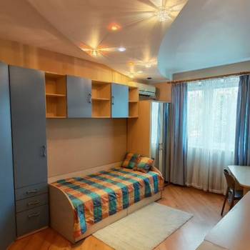 Сдается Многокомнатная квартира, 75,5 м²