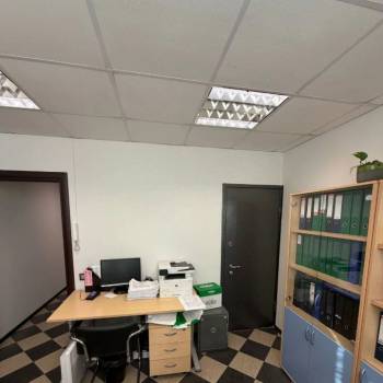 Продается Многокомнатная квартира, 85,1 м²