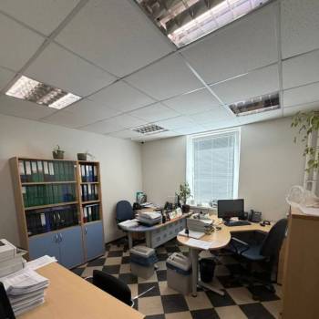Продается Многокомнатная квартира, 85,1 м²