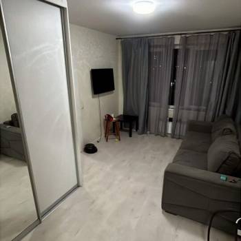 Продается 3-х комнатная квартира, 53 м²